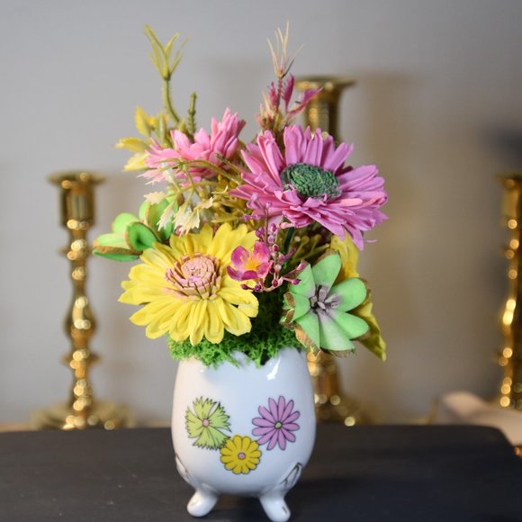 Beautiful hand-painted, footed, vintage, egg shaped vase with Sola flowers - Picture 3 of 8